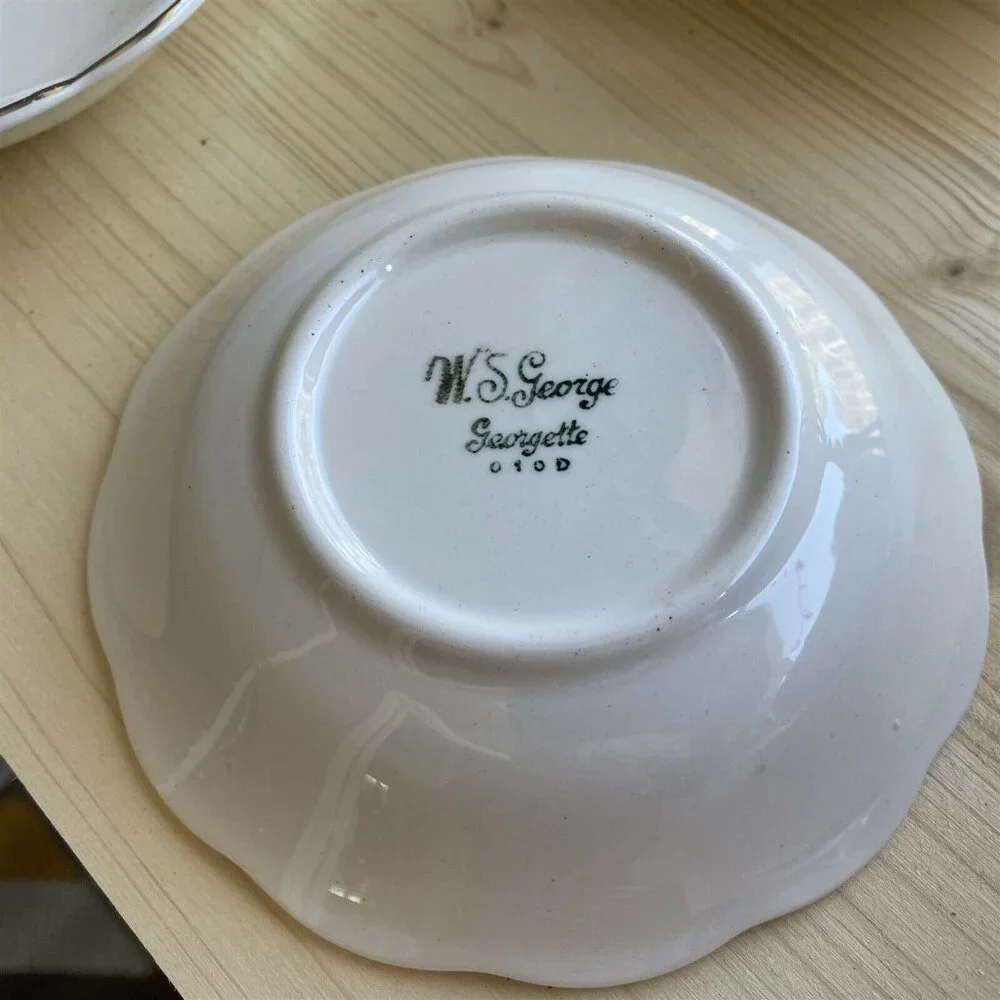 Vintage WS George Georgette Fruit Pattern dessert bowls and serving bowl